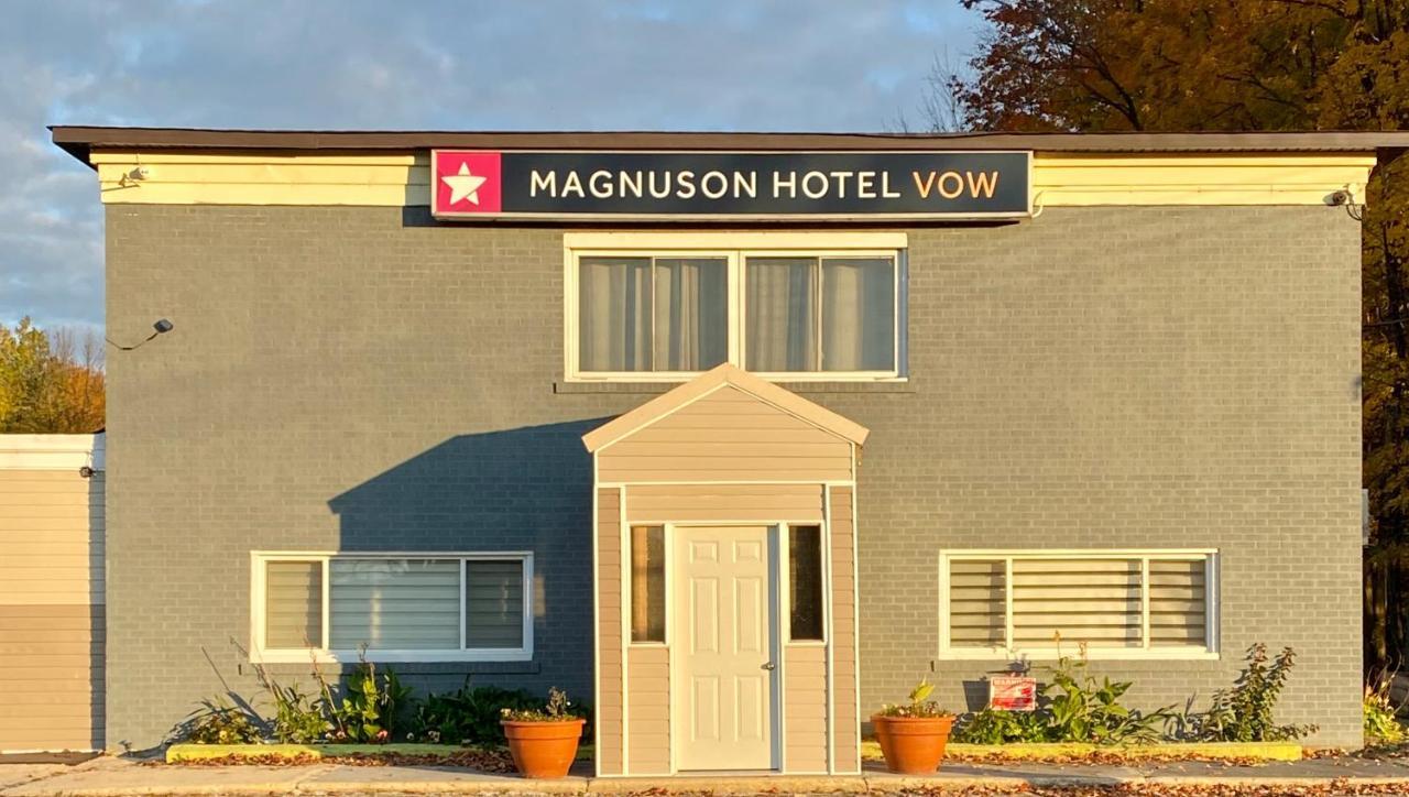 Magnuson Hotel Vow Palmerston Esterno foto